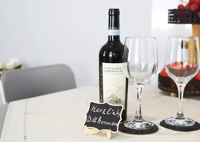 Magdalena Cannero Riviera